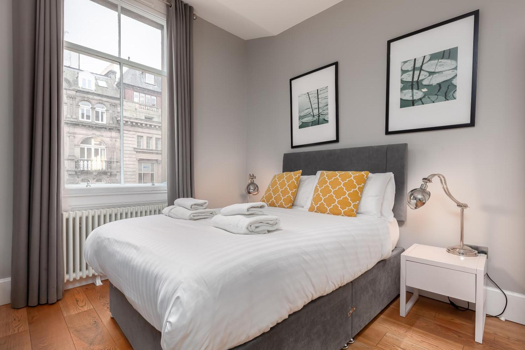Destiny Scotland - St Andrew Square Apartments Edinburgh Exterior photo