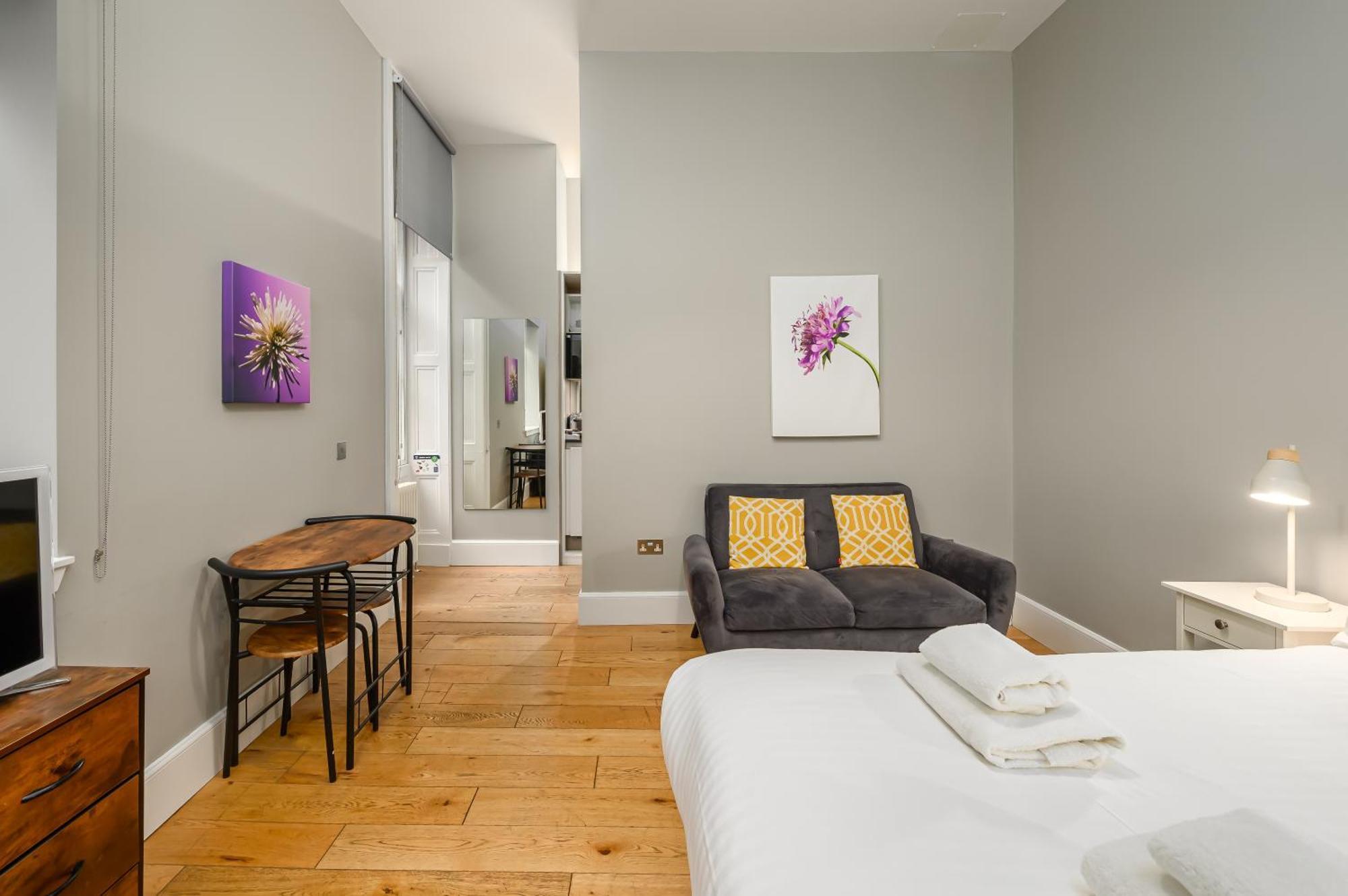 Destiny Scotland - St Andrew Square Apartments Edinburgh Exterior photo